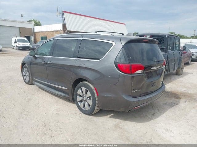 2017 CHRYSLER PACIFICA HYBRID PLATINUM 3