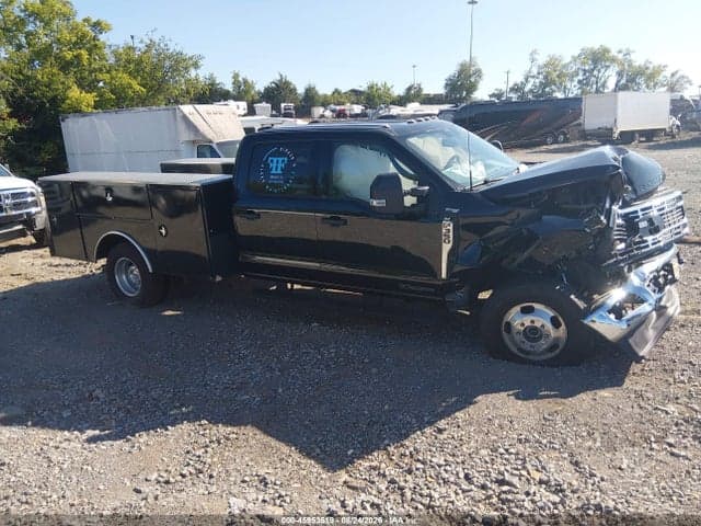 2026 FORD F-350 CHASSIS XLT 14