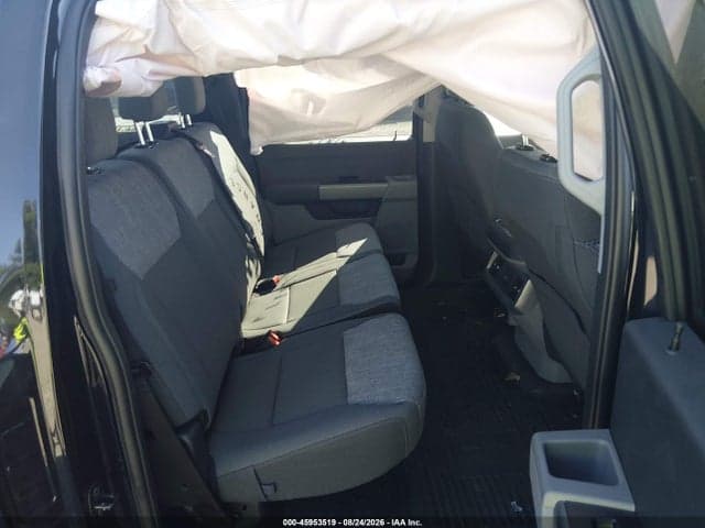 2026 FORD F-350 CHASSIS XLT 8