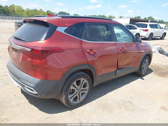 2021 KIA SELTOS S 4
