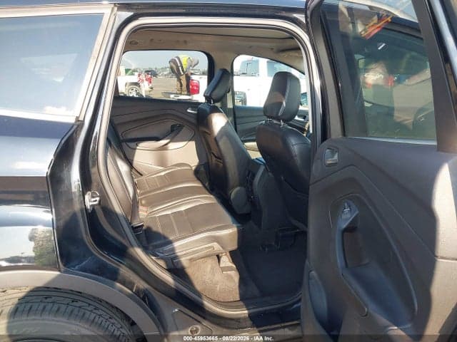 2018 FORD ESCAPE TITANIUM 8