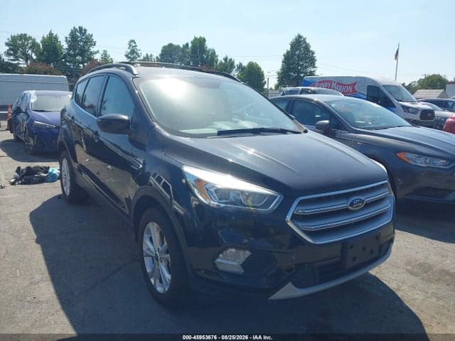 2017 FORD ESCAPE SE 1