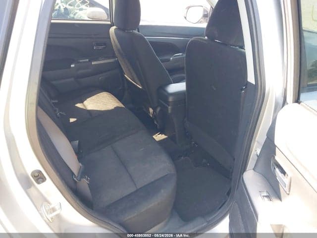 2020 MITSUBISHI OUTLANDER SPORT 2.0 SE 8