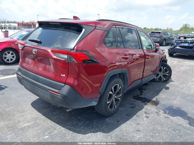 2019 TOYOTA RAV4 LE 4