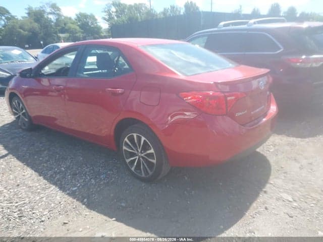 2017 TOYOTA COROLLA SE 3