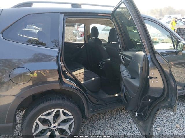 2019 SUBARU FORESTER PREMIUM 8