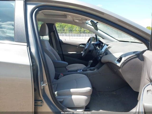 2018 CHEVROLET CRUZE LT AUTO 5