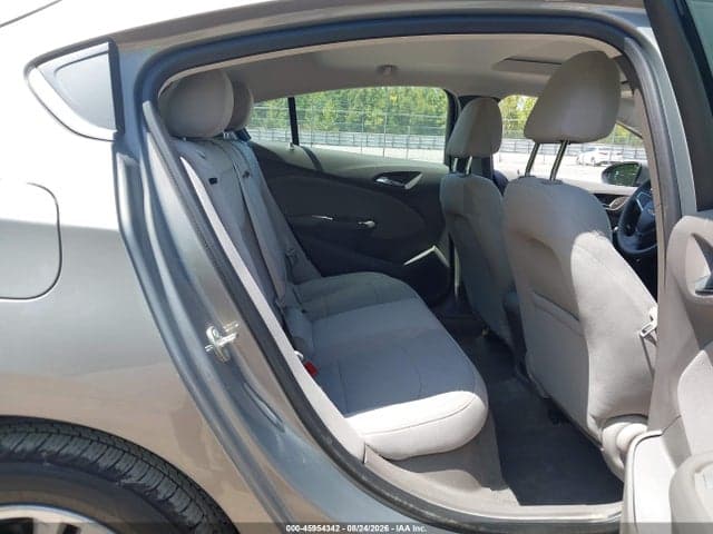 2018 CHEVROLET CRUZE LT AUTO 8