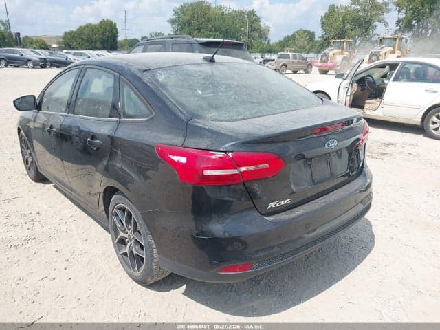 2017 FORD FOCUS SEL 3