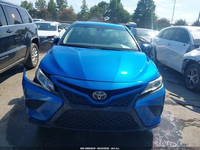 2018 TOYOTA CAMRY SE 12