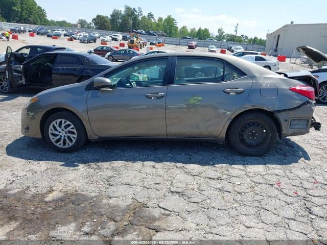 2019 TOYOTA COROLLA LE 14