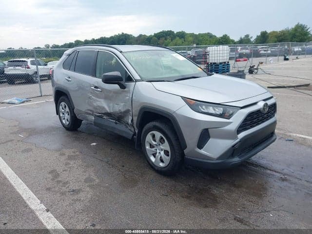 2020 TOYOTA RAV4 LE 1
