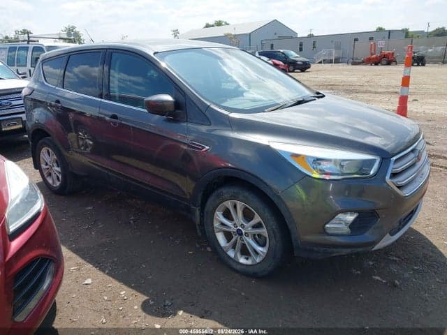 2017 FORD ESCAPE SE 1
