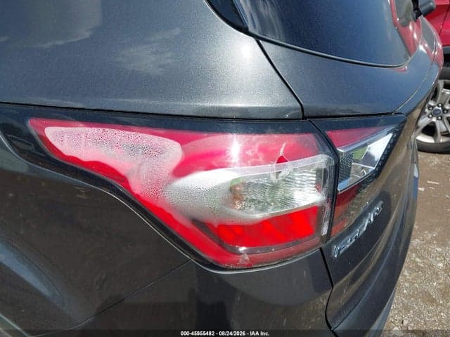 2017 FORD ESCAPE SE 6