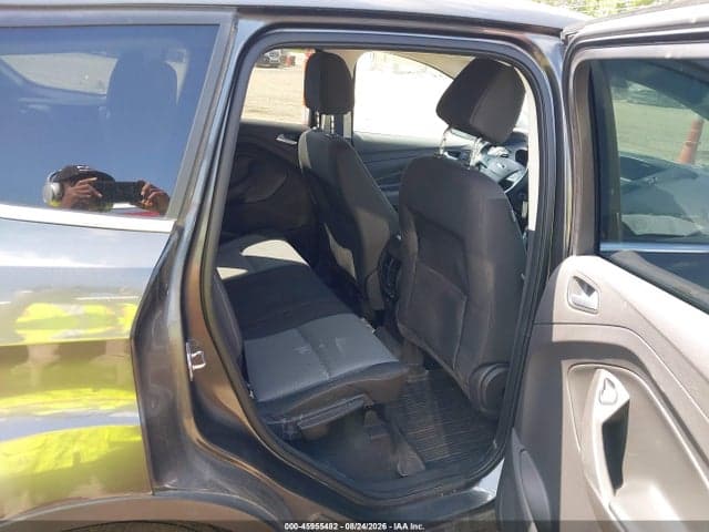 2017 FORD ESCAPE SE 8