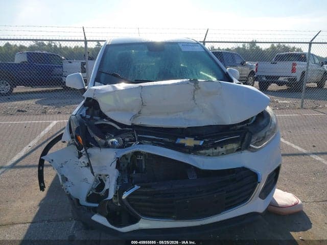 2017 CHEVROLET TRAX LS 12