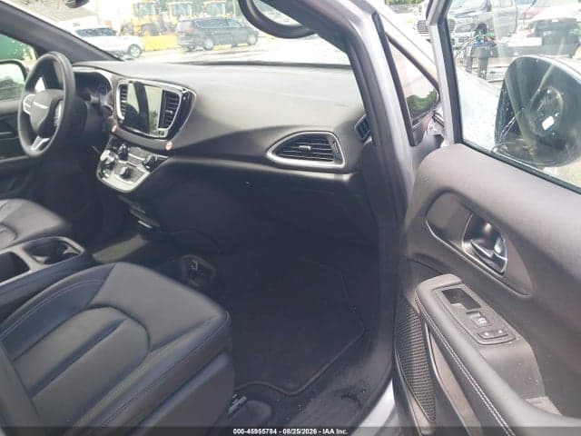 2026 CHRYSLER PACIFICA SELECT 5