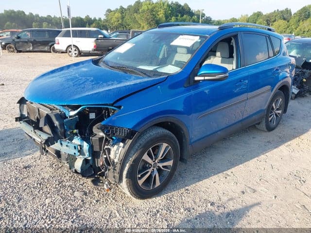2017 TOYOTA RAV4 XLE 2