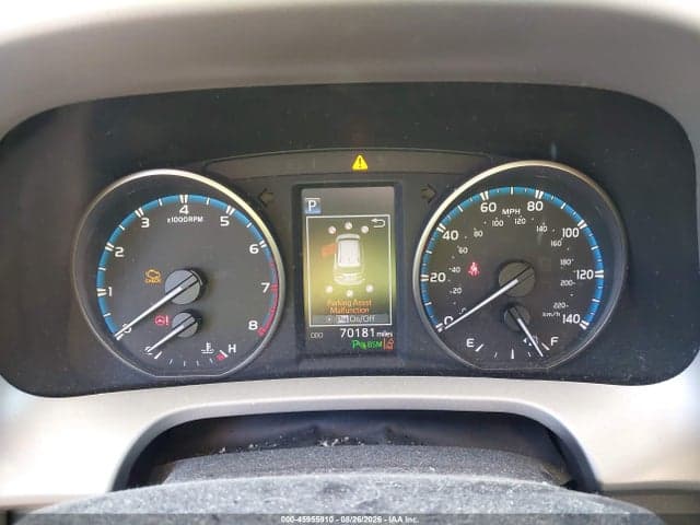 2017 TOYOTA RAV4 XLE 7