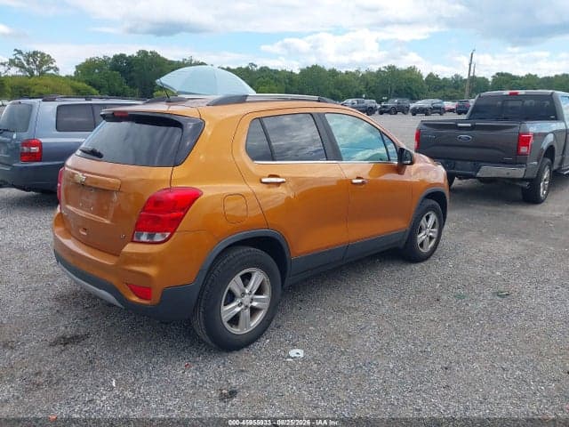 2017 CHEVROLET TRAX LT 4