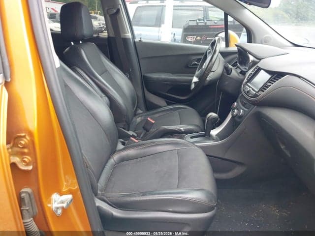 2017 CHEVROLET TRAX LT 5