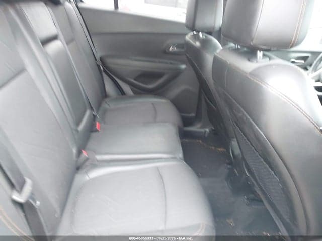 2017 CHEVROLET TRAX LT 8