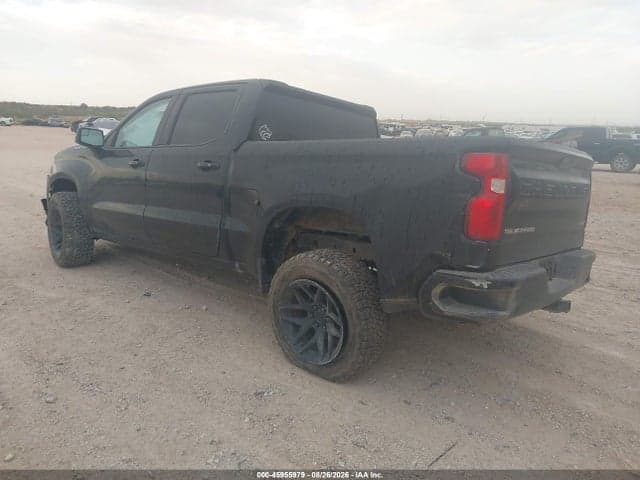 2019 CHEVROLET SILVERADO 1500 RST 3