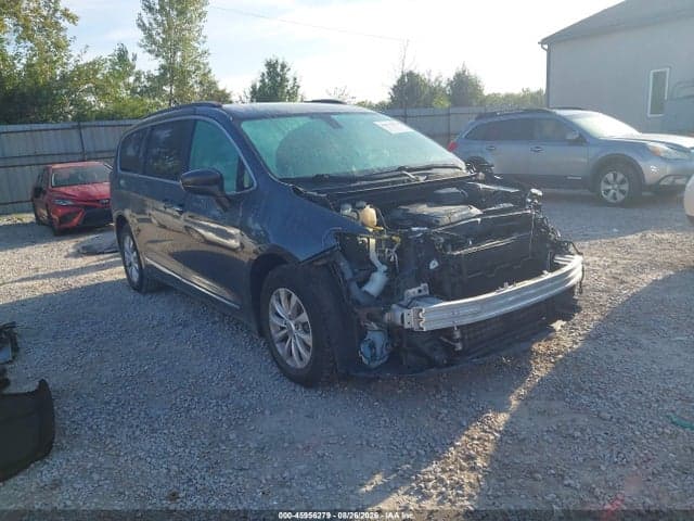 2017 CHRYSLER PACIFICA TOURING-L 1