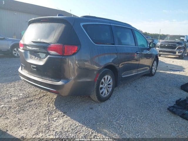 2017 CHRYSLER PACIFICA TOURING-L 4