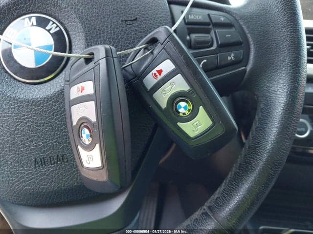 2017 BMW 320I 11