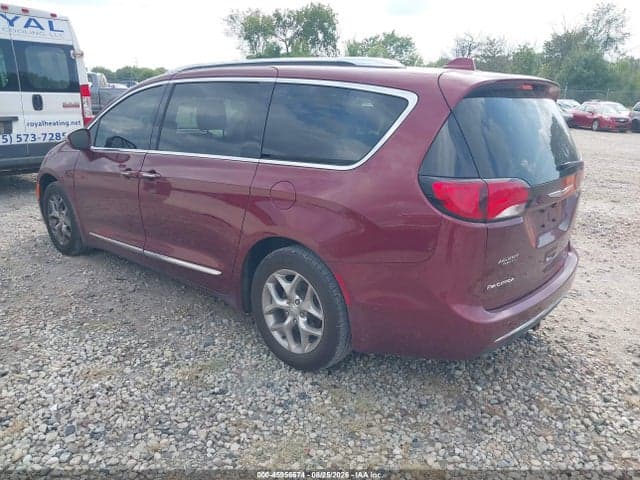 2019 CHRYSLER PACIFICA LIMITED 3