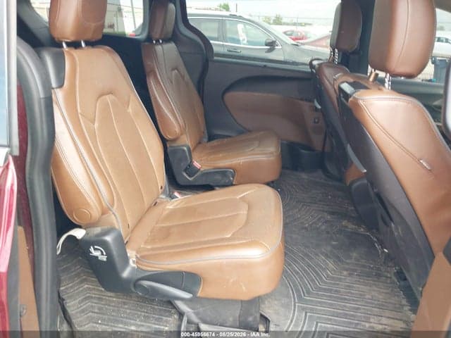 2019 CHRYSLER PACIFICA LIMITED 8