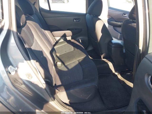2018 NISSAN LEAF SV 8
