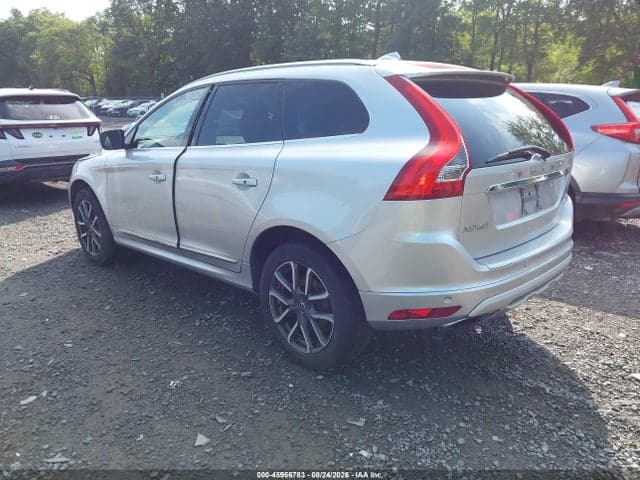 2017 VOLVO XC60 T6 DYNAMIC 3