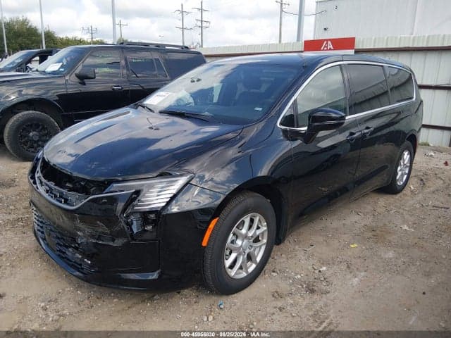 2027 CHRYSLER PACIFICA 2