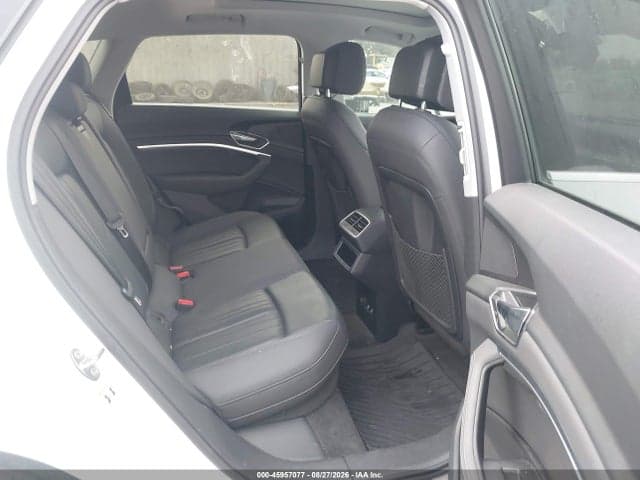 2019 AUDI E-TRON PREMIUM PLUS 8