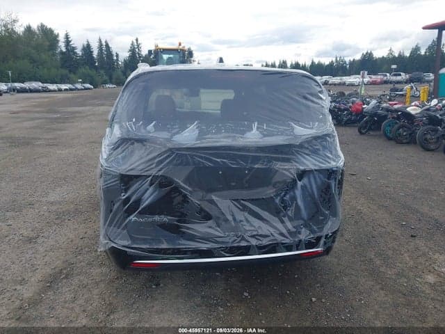 2027 CHRYSLER PACIFICA 6
