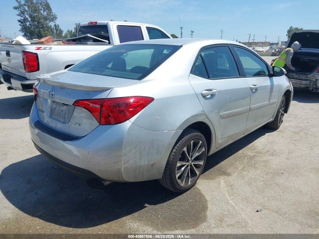 2018 TOYOTA COROLLA SE 4