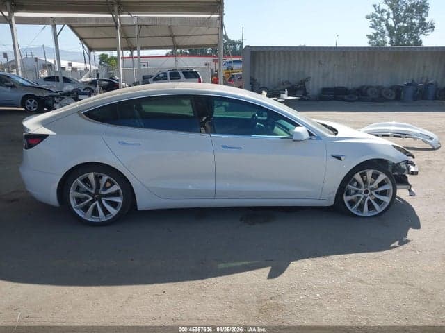 2018 TESLA MODEL 3 LONG RANGE/PERFORMANCE 14