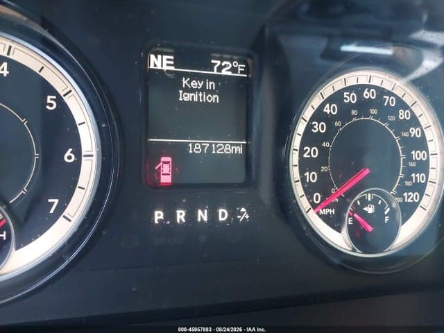 2017 RAM 1500 EXPRESS 4X4 5'7 BOX 7