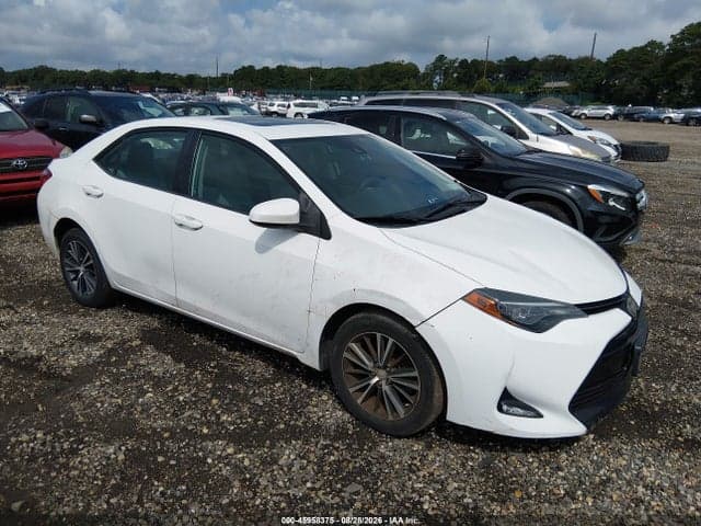 2018 TOYOTA COROLLA LE 1