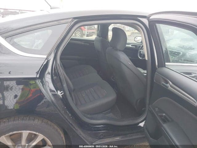 2017 FORD FUSION SE 8