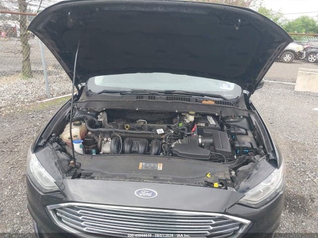 2017 FORD FUSION SE 10
