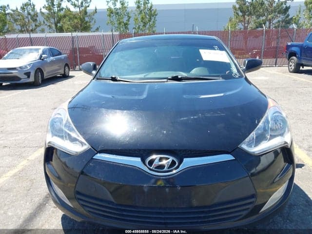 2017 HYUNDAI VELOSTER 4