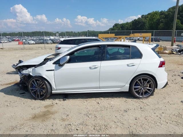 2024 VOLKSWAGEN GOLF R 2.0T 14