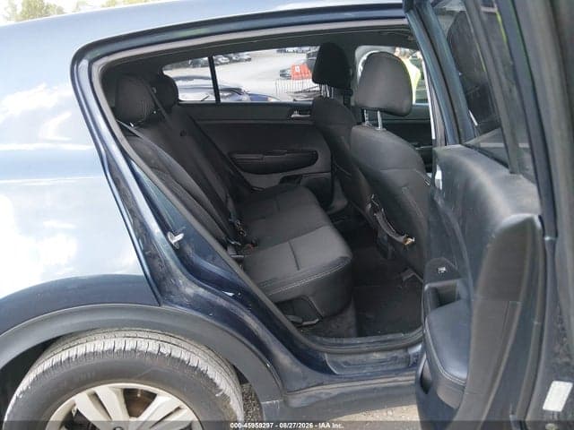 2017 KIA SPORTAGE LX 8