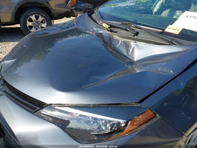2017 TOYOTA COROLLA LE 6