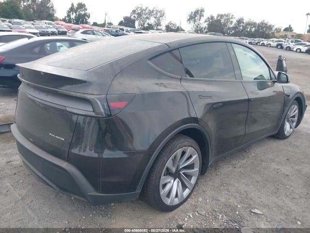 2026 TESLA MODEL Y 13