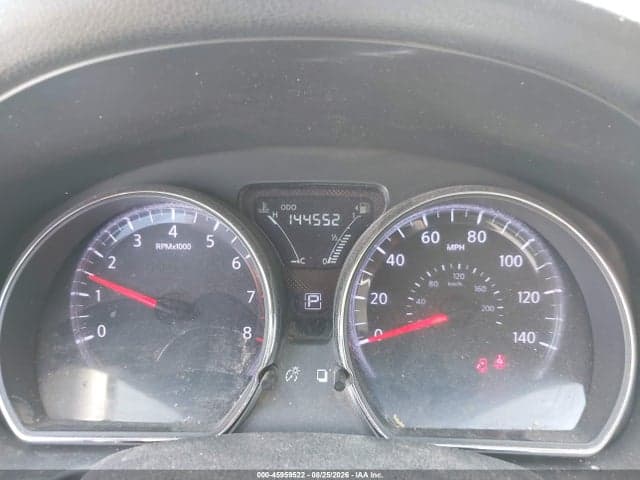 2017 NISSAN VERSA 1.6 SV 7