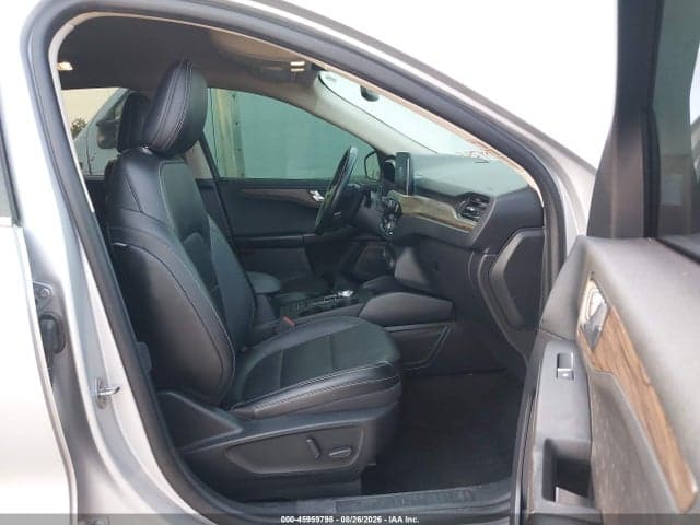 2020 FORD ESCAPE TITANIUM 5